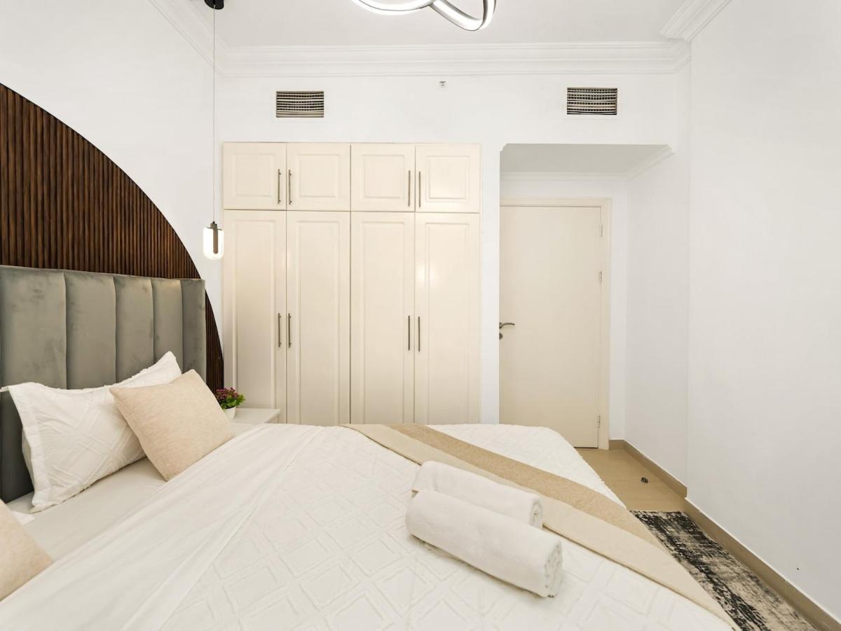 Apartment Luxury High Floor In Marina Rooftop Pool Dubai